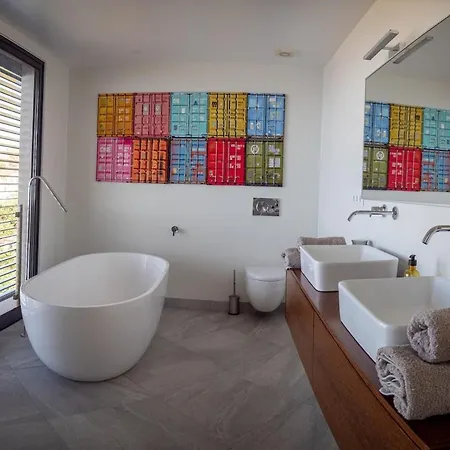 Ocean's 13 Hébergement de vacances Ponta do Sol (Madeira)