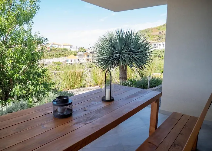 Ocean's 13 Dom wakacyjny Ponta do Sol (Madeira)